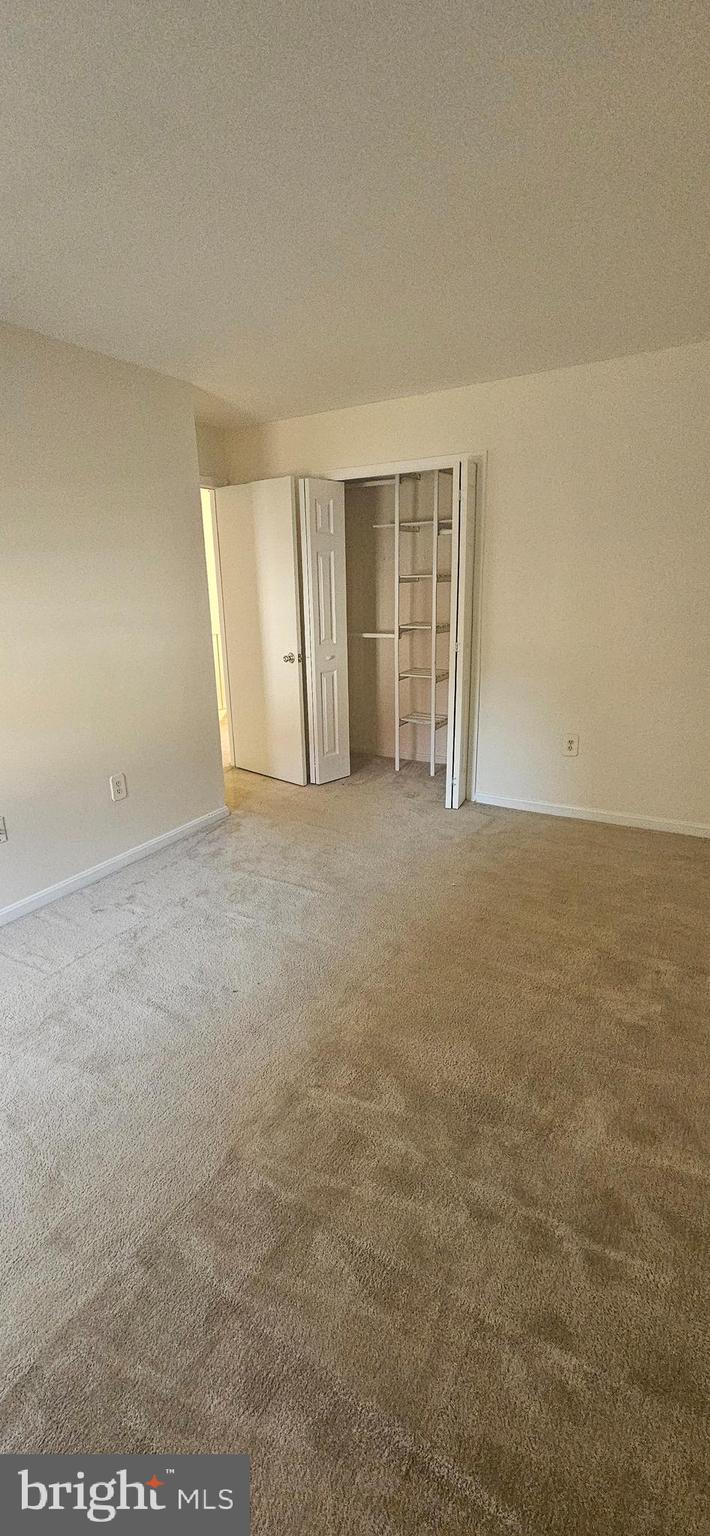 KINGS PARK WEST - Residential Lease