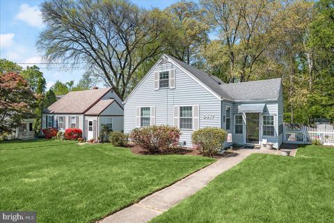 Photo of 3417 Wake Drive, Kensington, MD 20895 (MLS # MDMC2129162) Photo of 3417 Wake Drive, Kensington, MD 20895 (MLS # MDMC2129162)