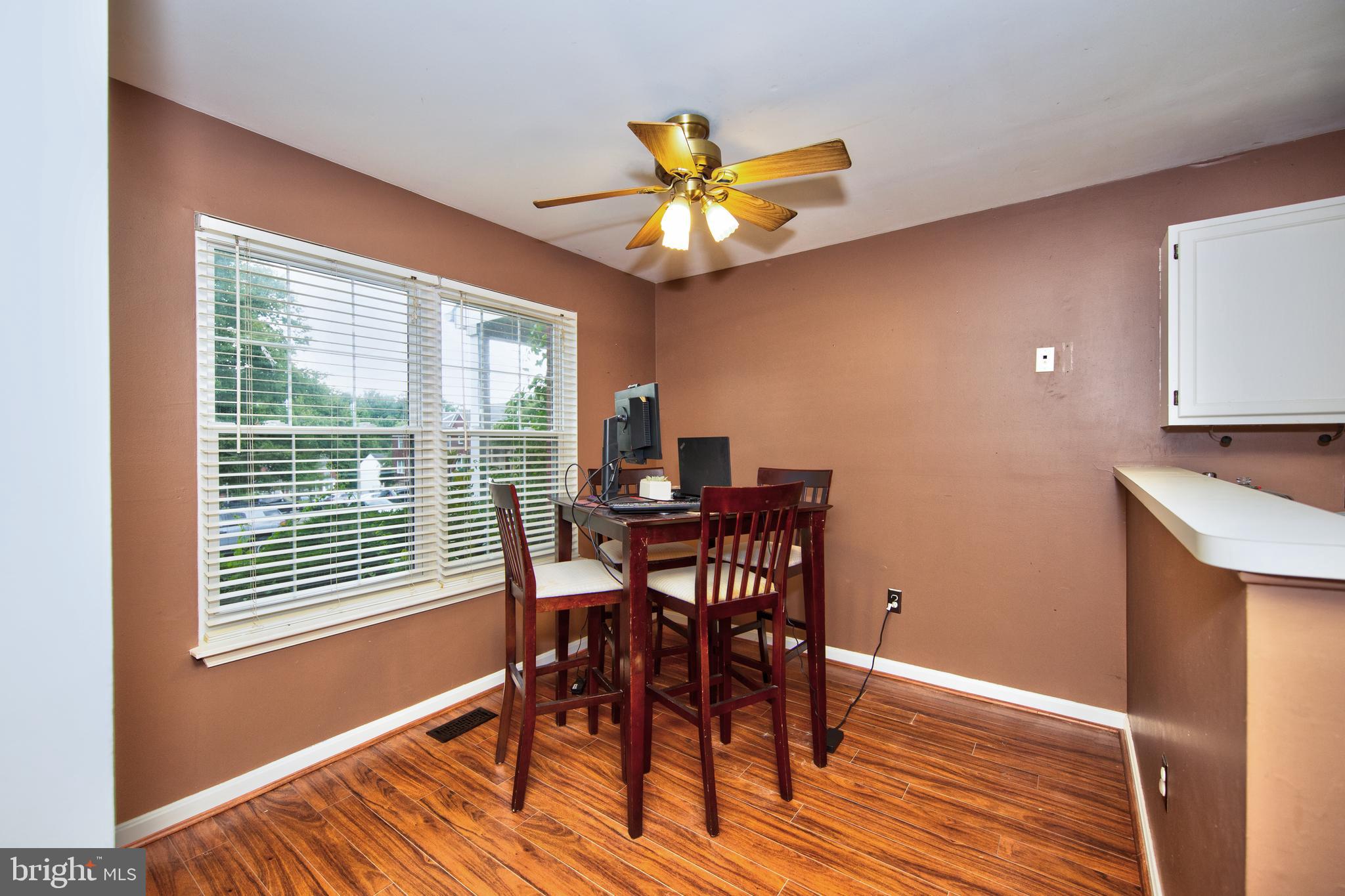 RIVERSIDE - Residential