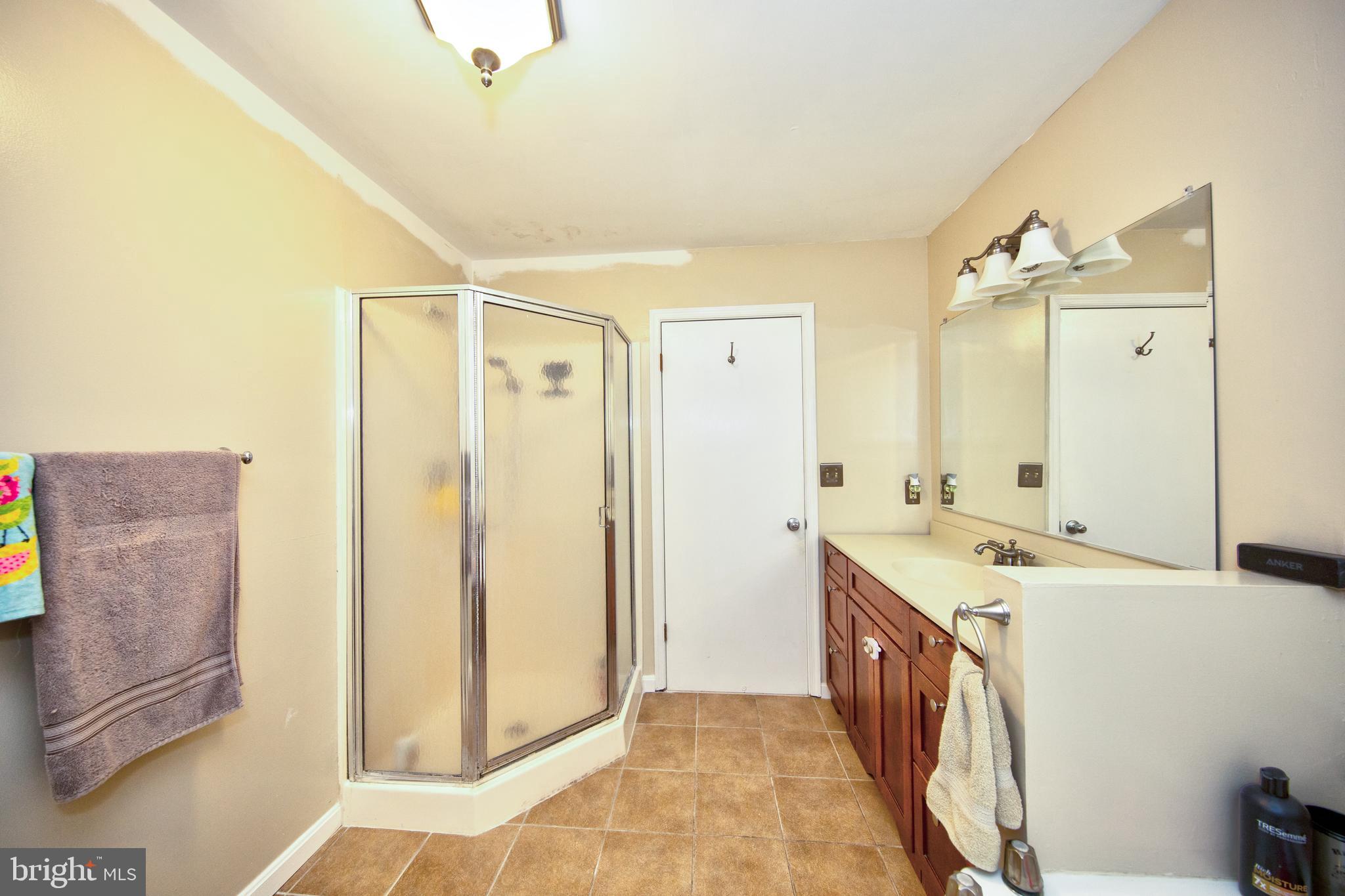 RIVERSIDE - Residential