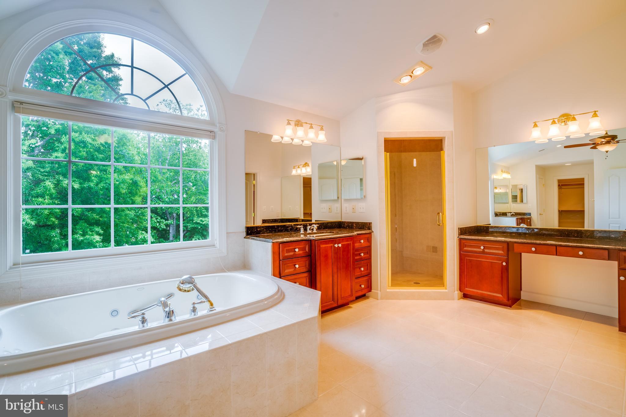 POPLAR TREE - Residential