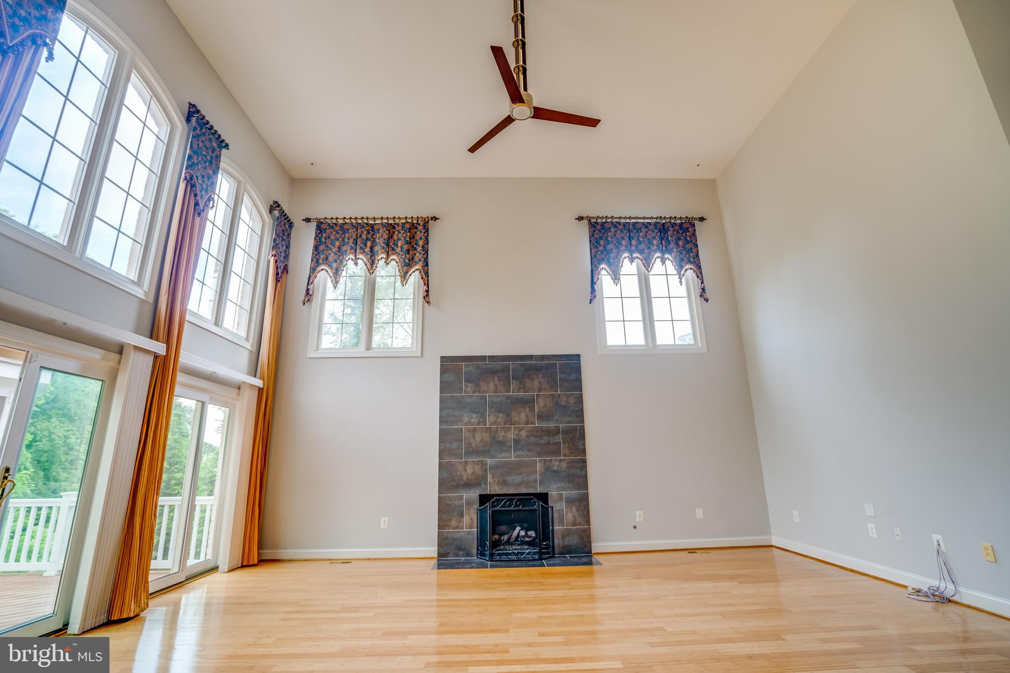 POPLAR TREE - Residential