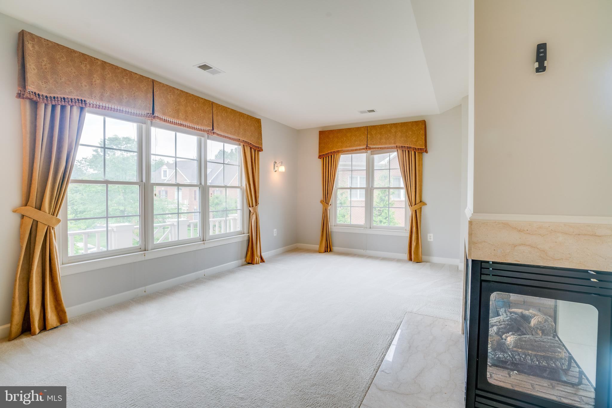 POPLAR TREE - Residential