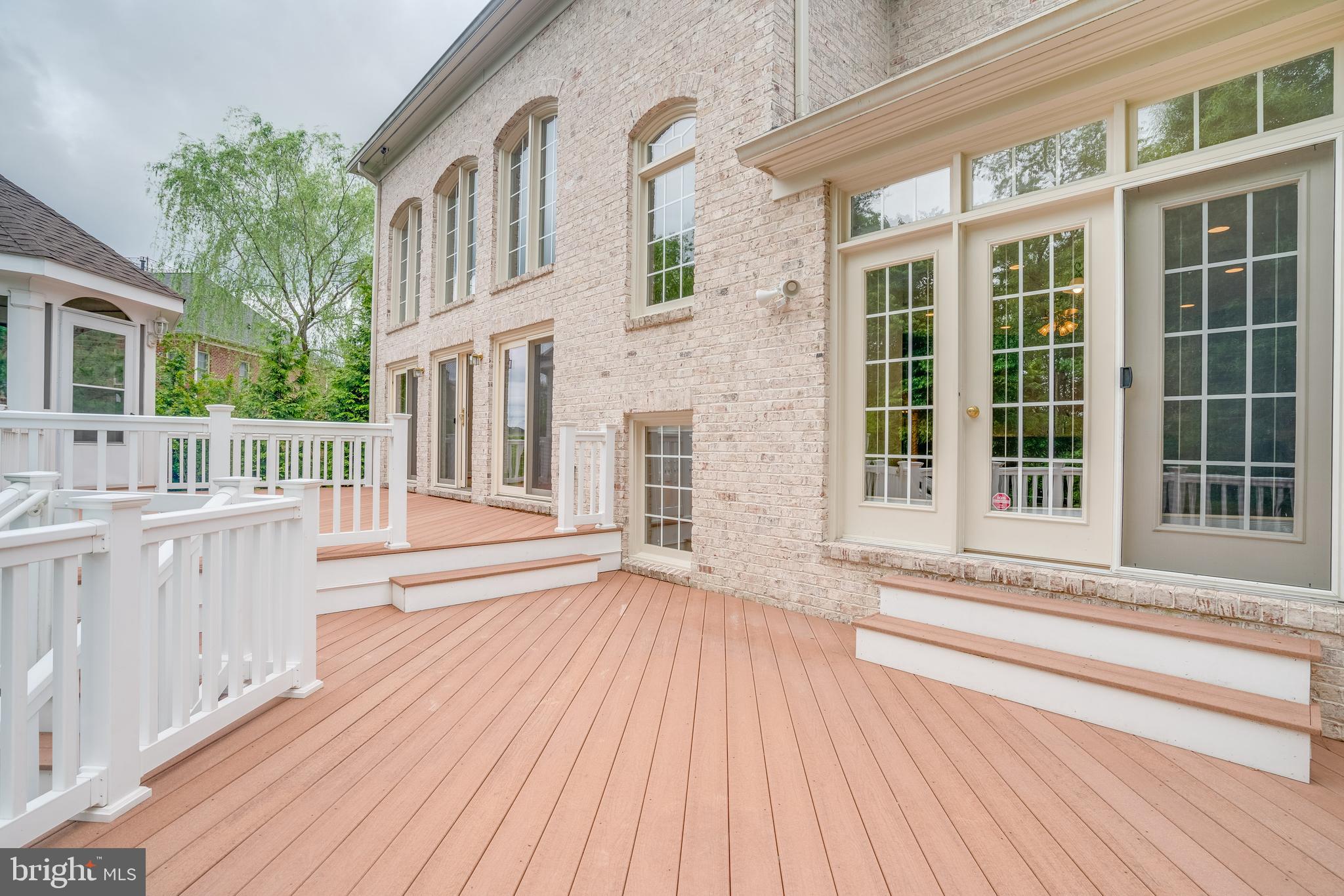 POPLAR TREE - Residential