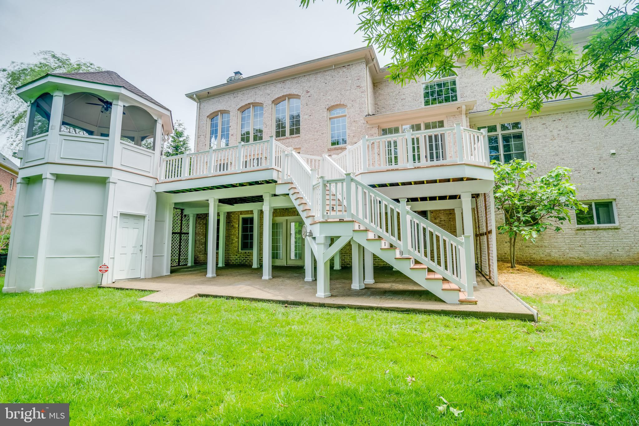 POPLAR TREE - Residential