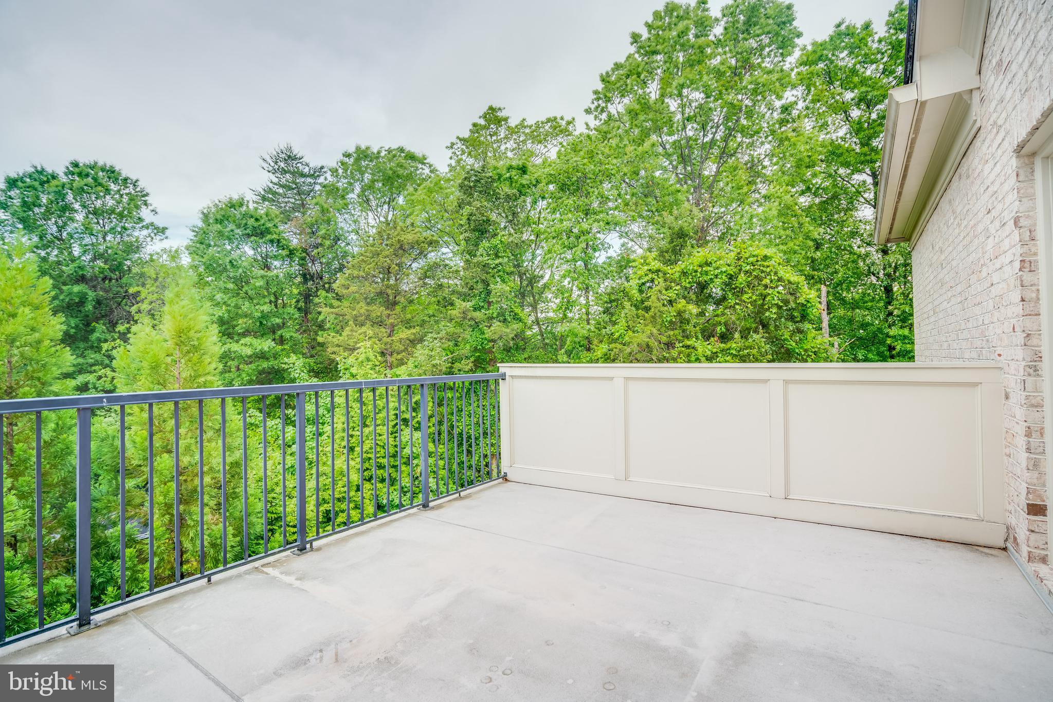 POPLAR TREE - Residential