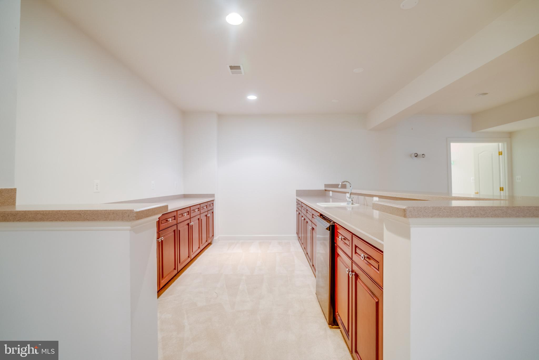 POPLAR TREE - Residential