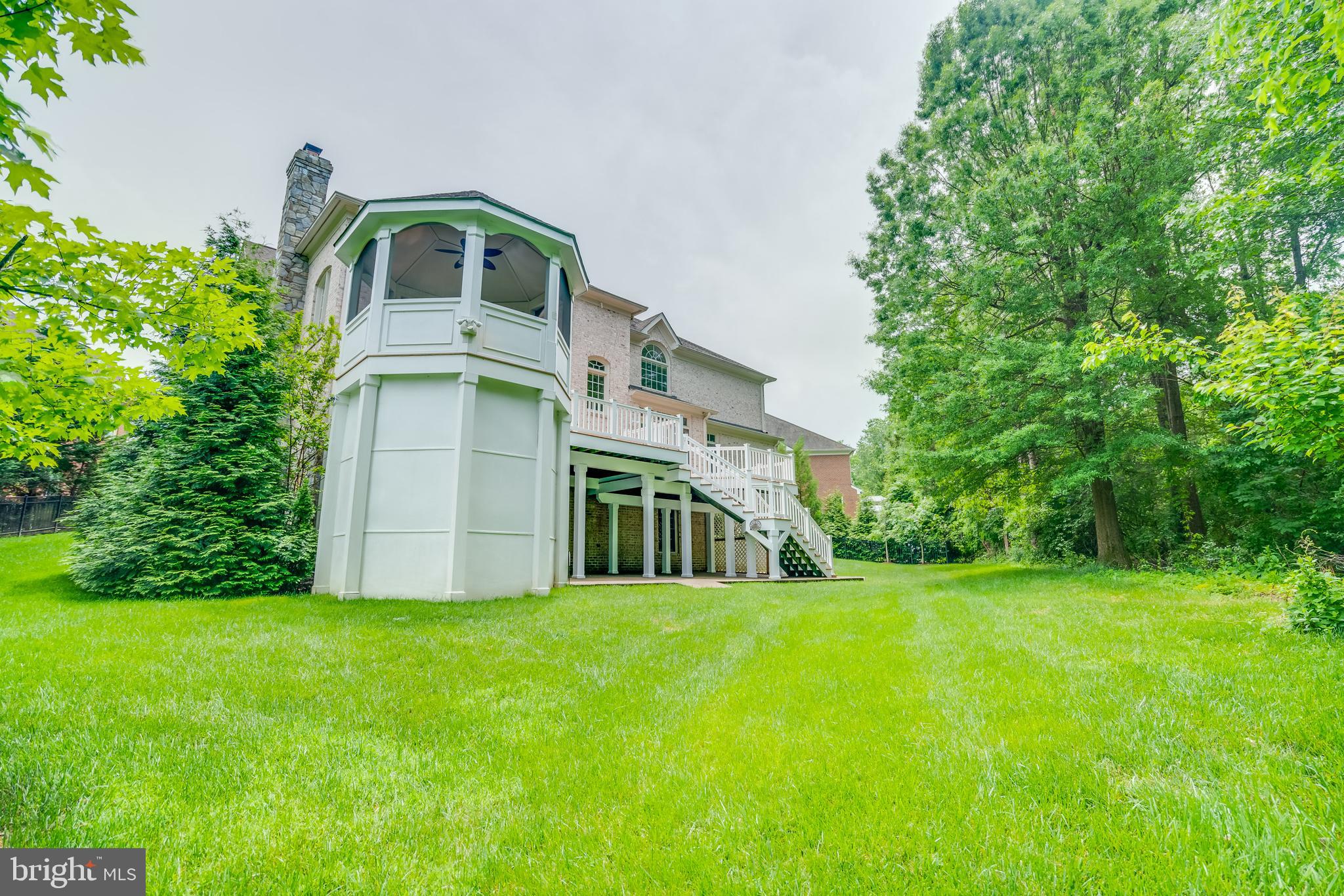 POPLAR TREE - Residential