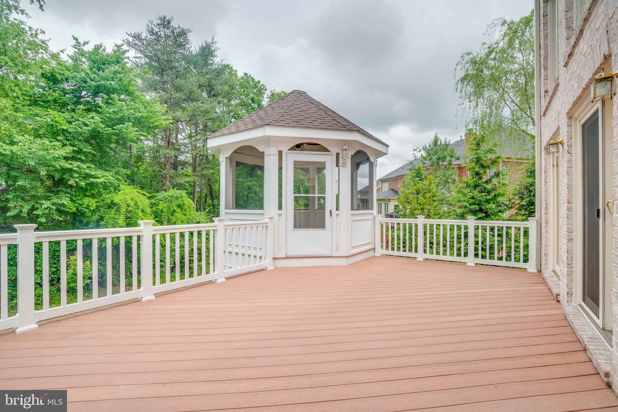 POPLAR TREE - Residential