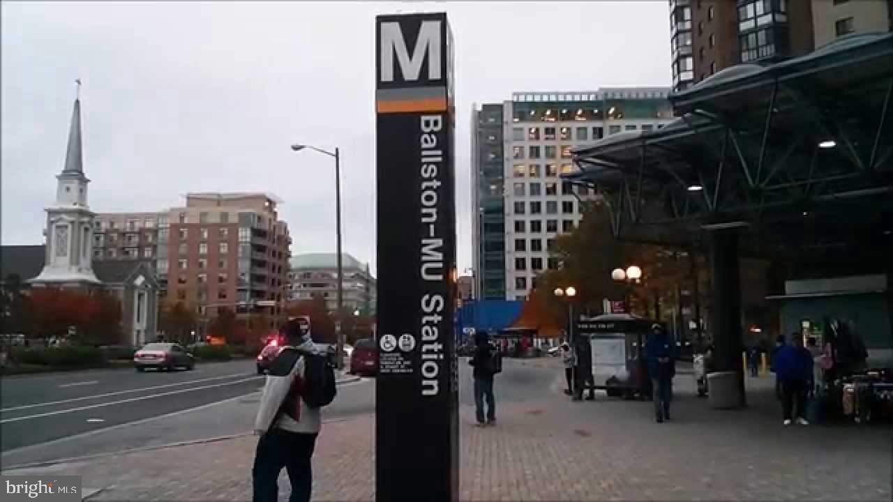 EASTVIEW AT BALLSTON METRO - Residential Lease