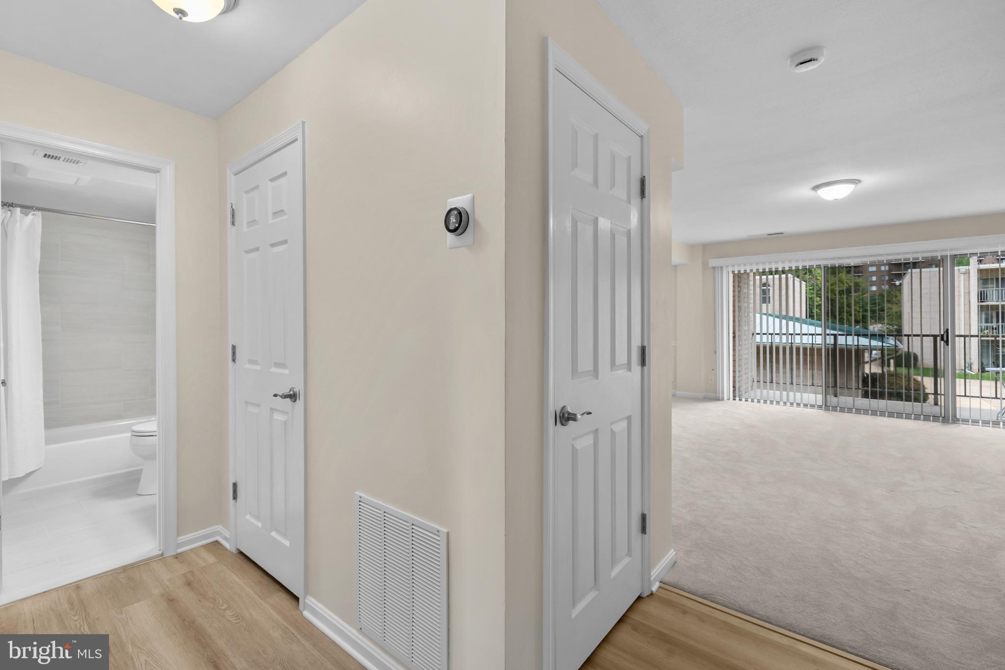 27 CANTERBURY SQUARE 201