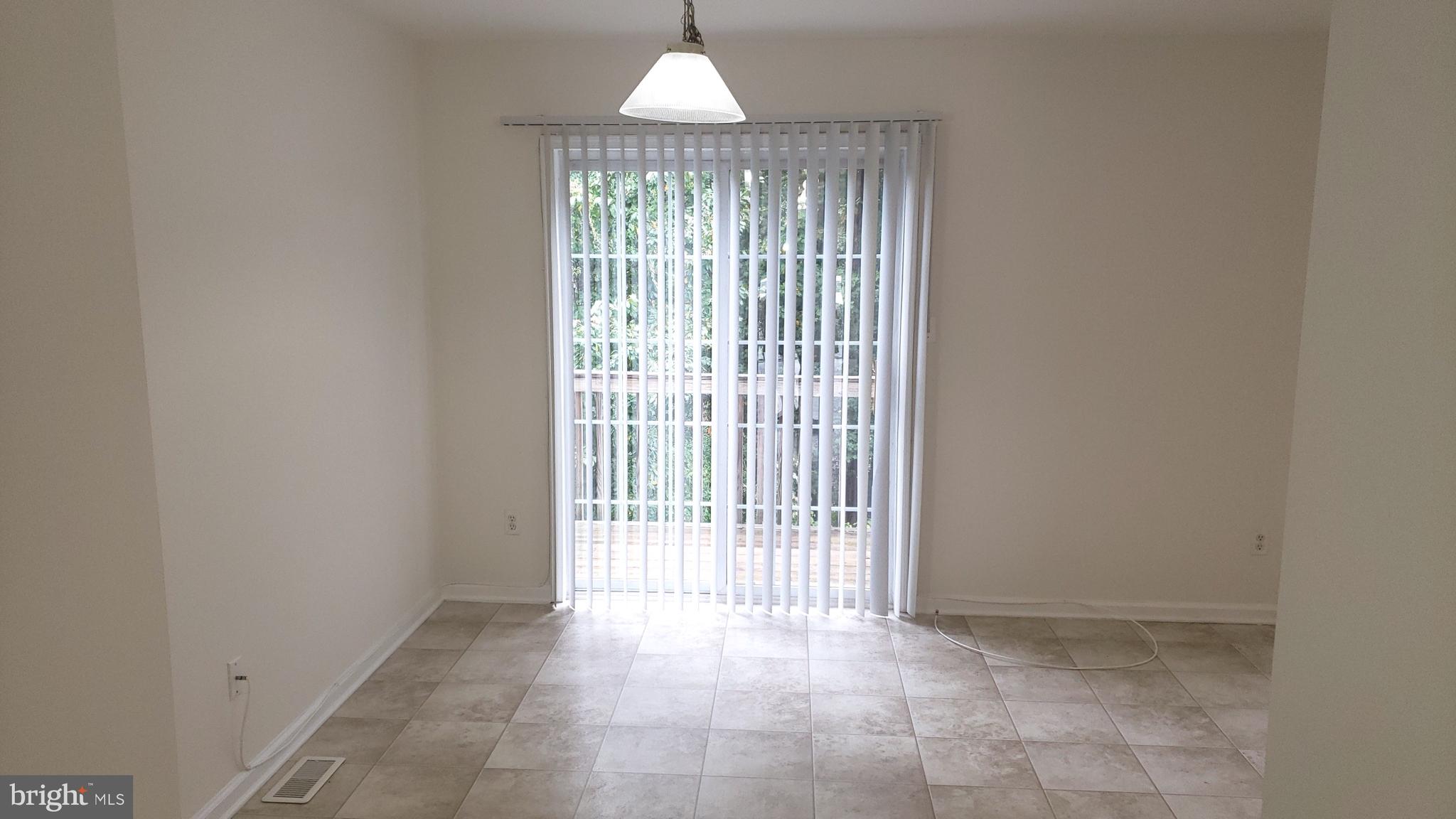 33 TETHER COURT