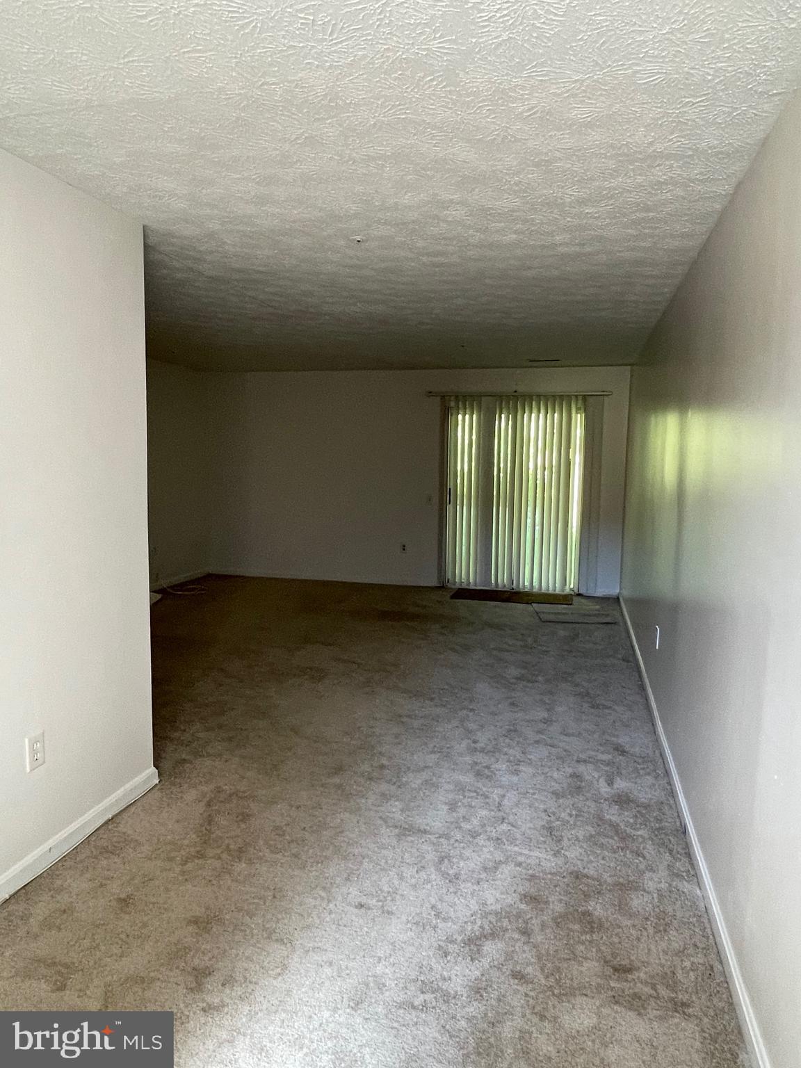 SEVEN OAKS - Residential Lease