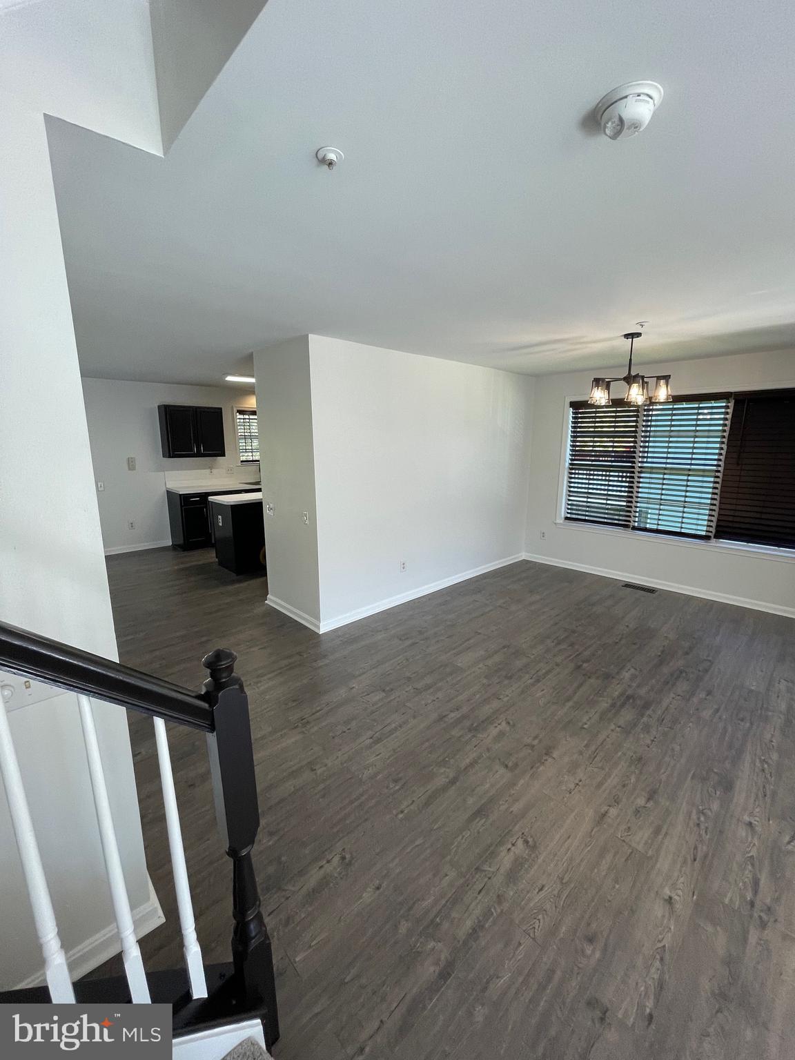 SEVEN OAKS - Residential Lease