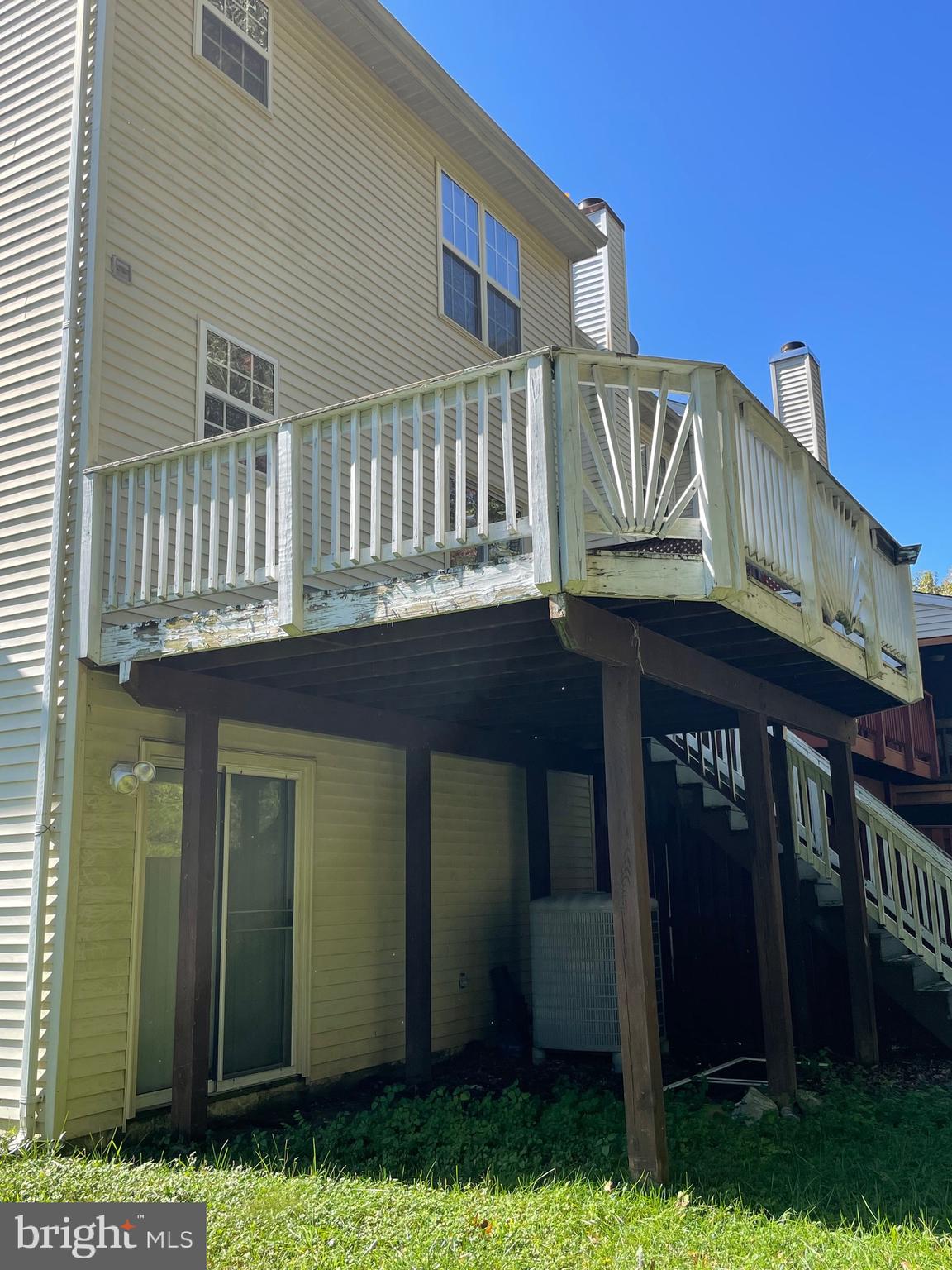 SEVEN OAKS - Residential Lease