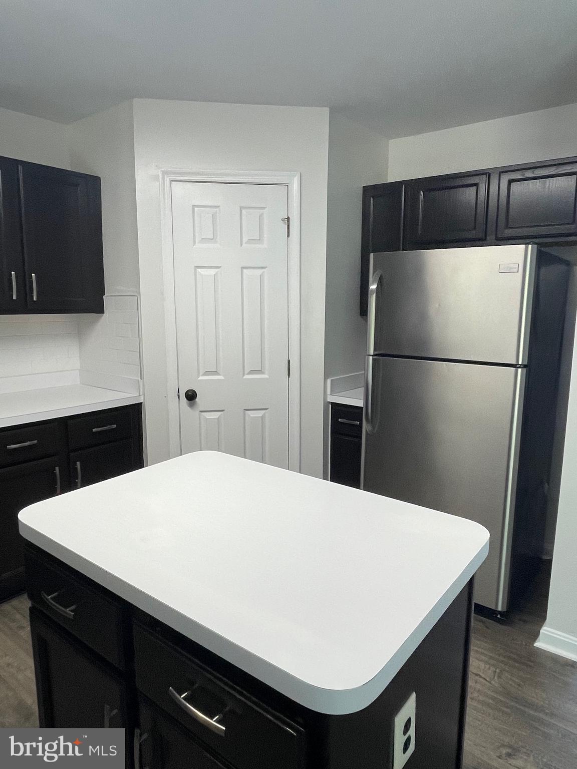 SEVEN OAKS - Residential Lease