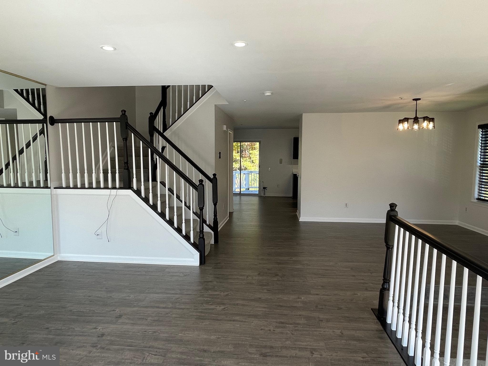 SEVEN OAKS - Residential Lease