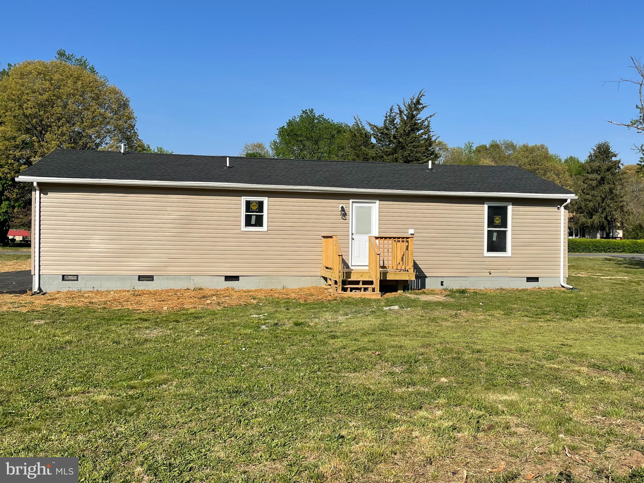 KING KENNEDY ESTATES - Residential Lease