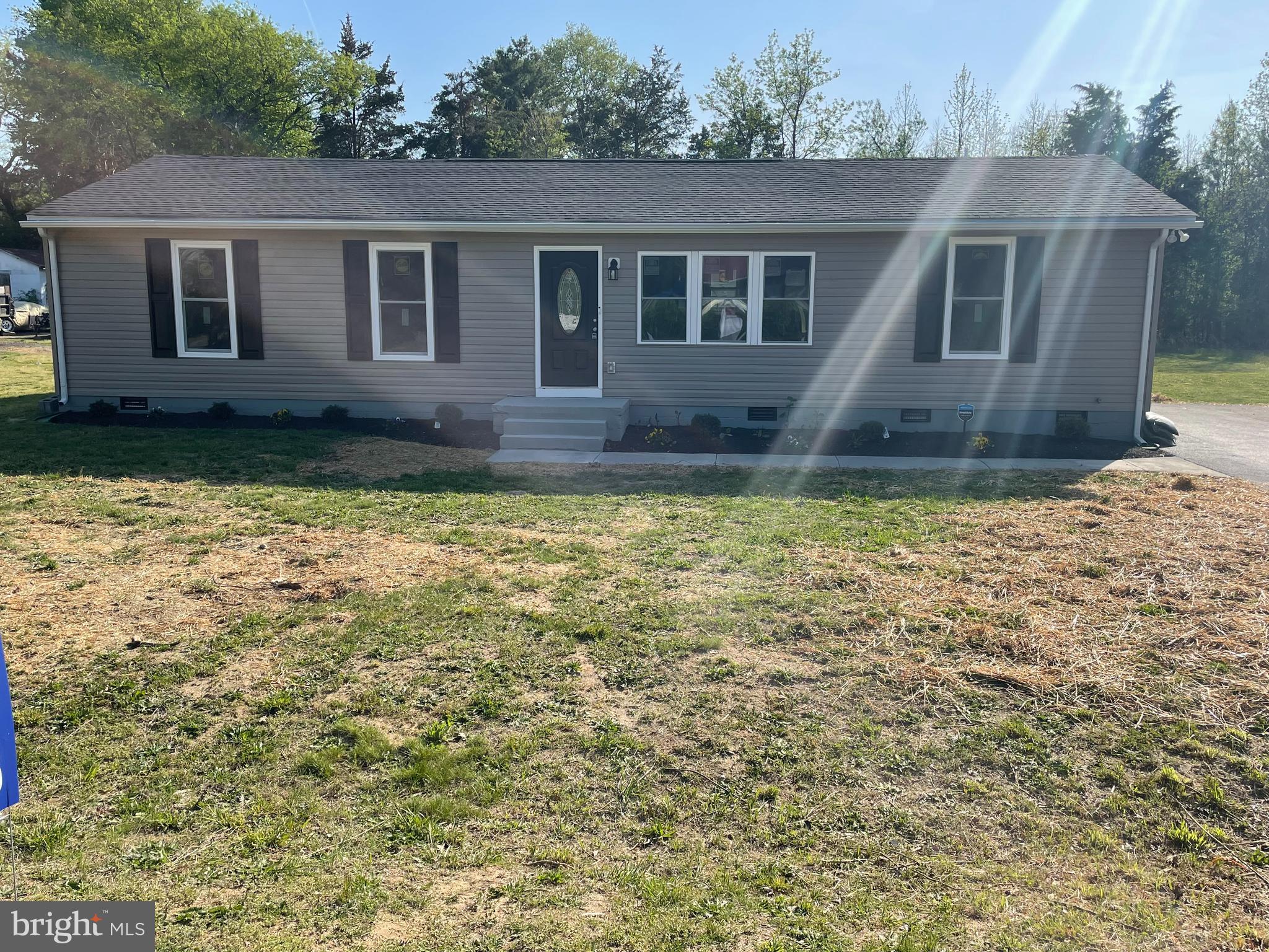 KING KENNEDY ESTATES - Residential Lease