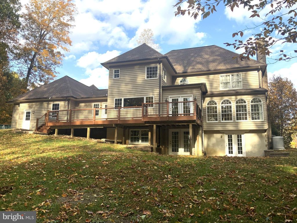 Photo of 360 Hoile Lane, HUNTINGTOWN, MD 20639 (MLS # MDCA2023922)