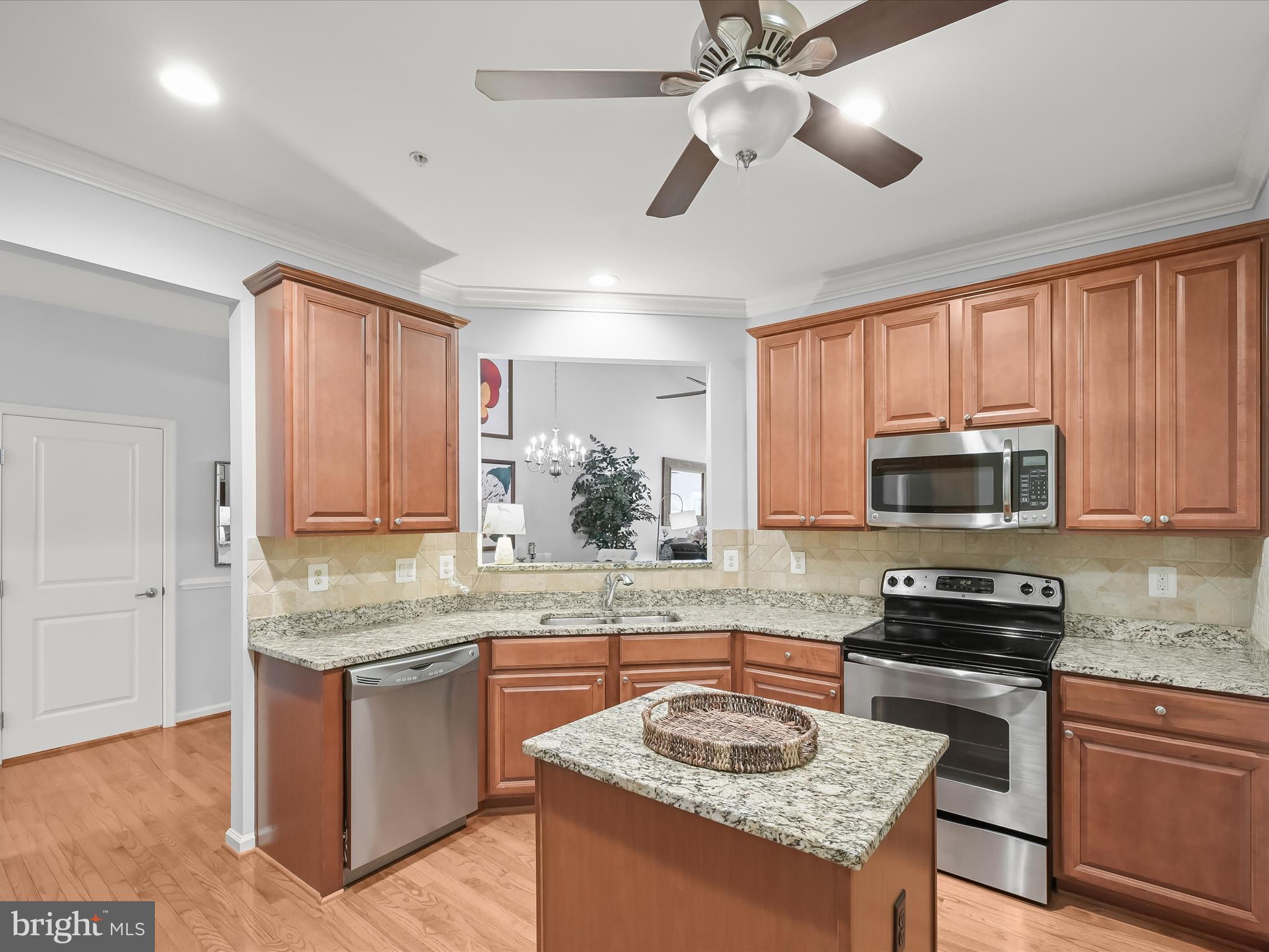 WAVERLY WOODS WEST - Residential