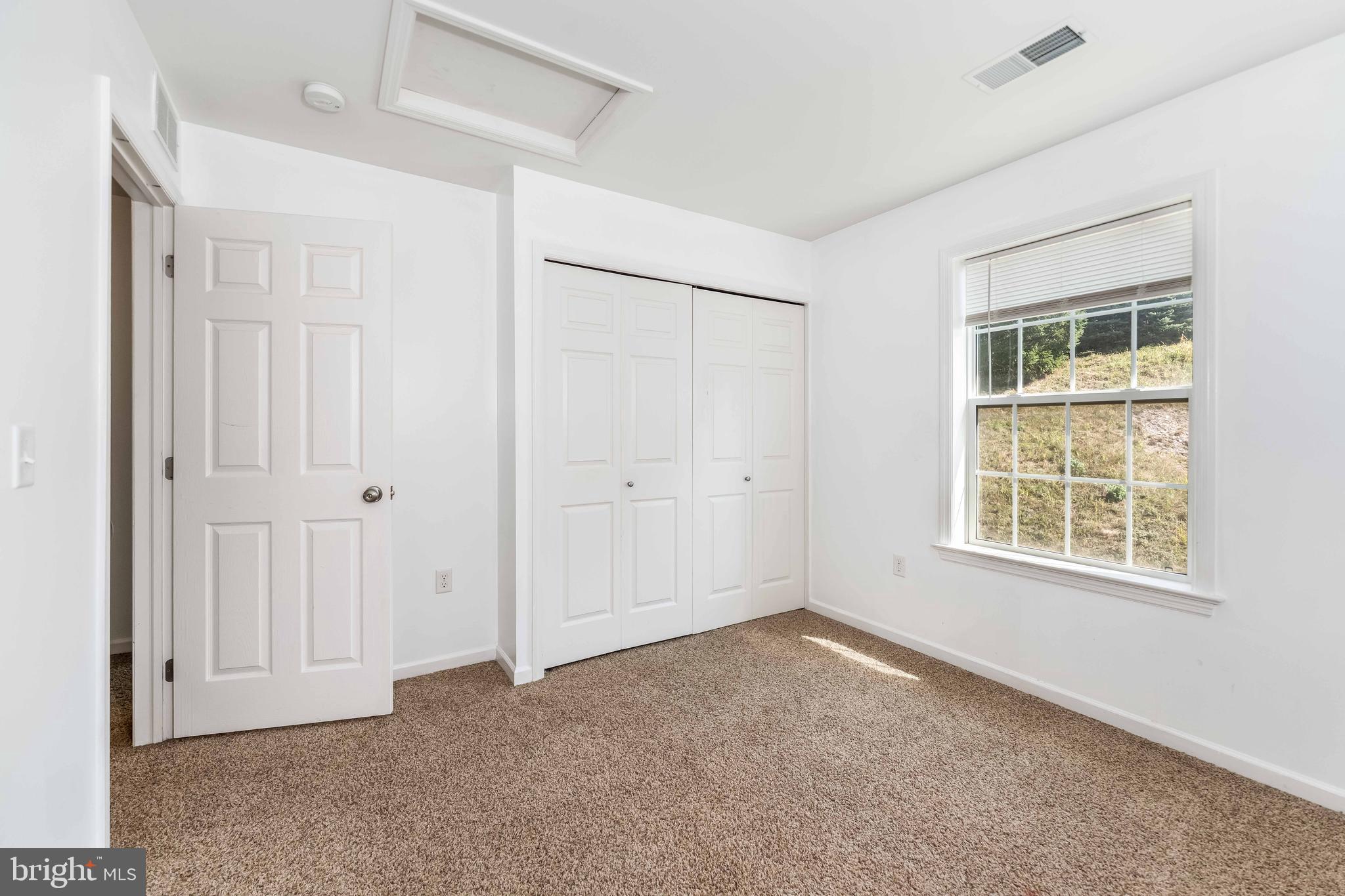 WINDING OAKS - Residential