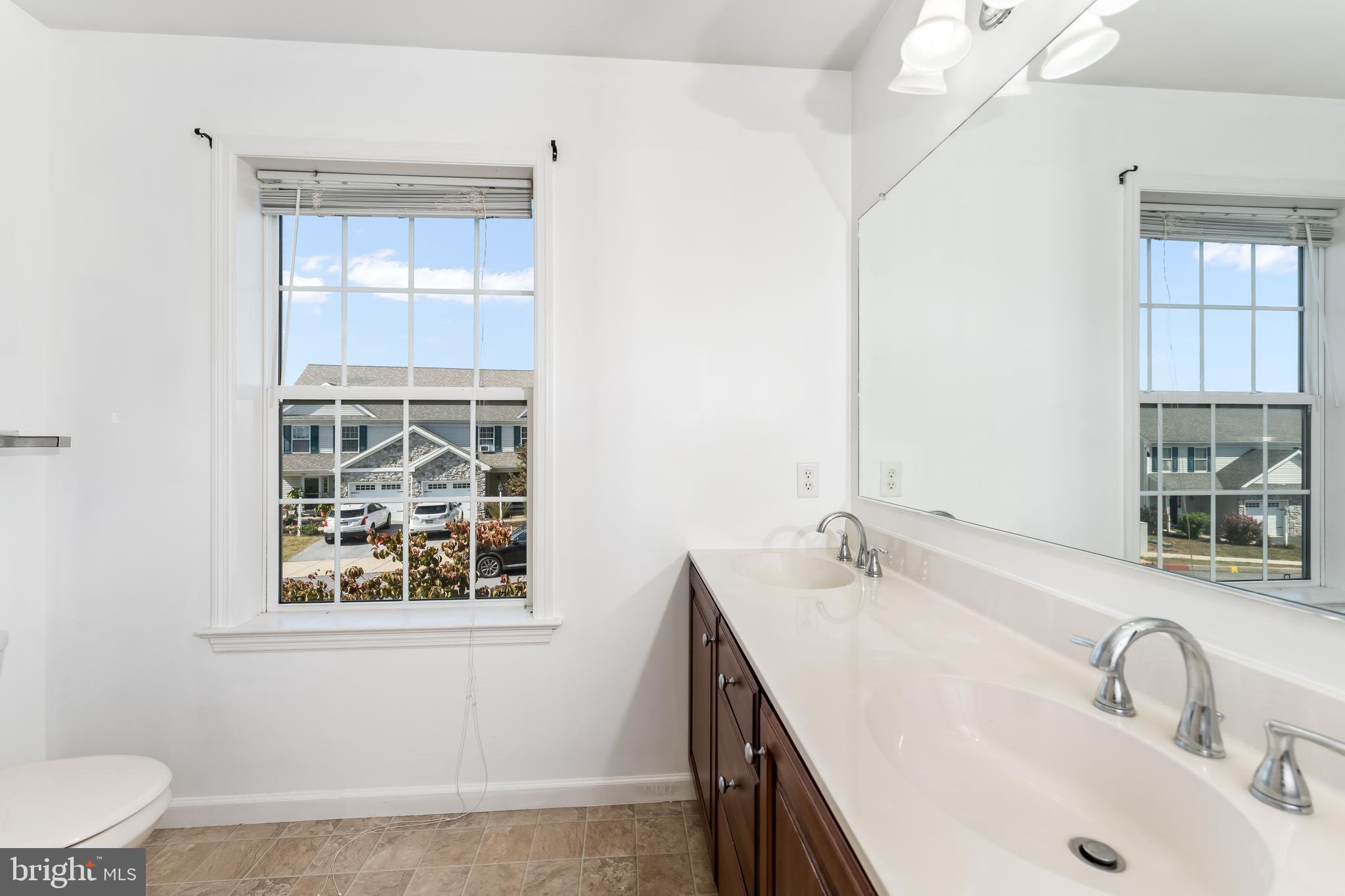 WINDING OAKS - Residential