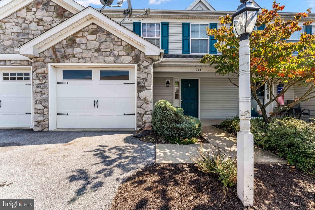 Photo of 738 Winding Lane, HARRISBURG, PA 17111 (MLS # PADA2049672)