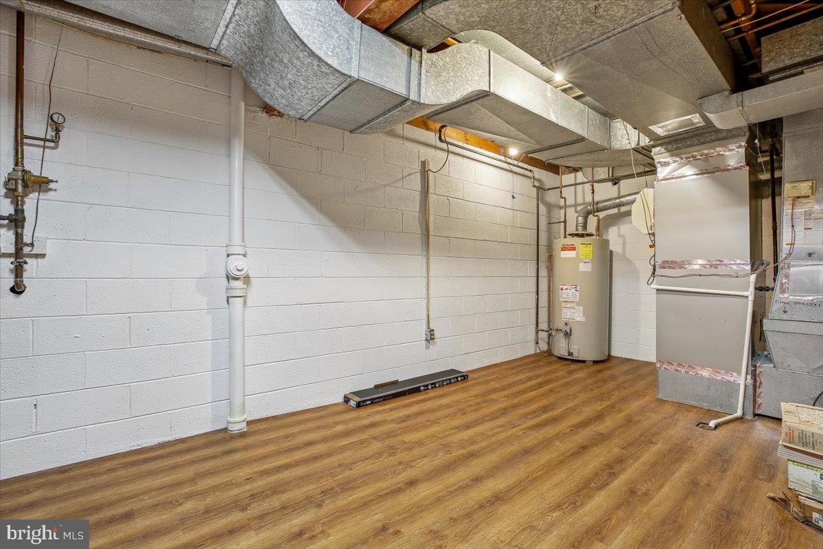 BRADLEY HILLS GROVE - Residential