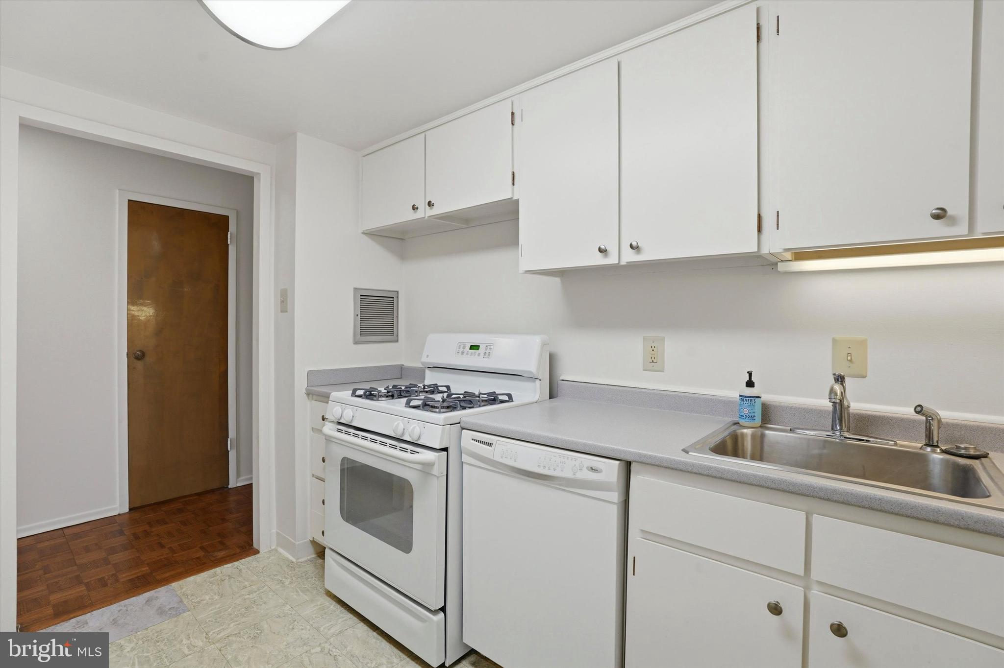 BEAVER HILL - Residential