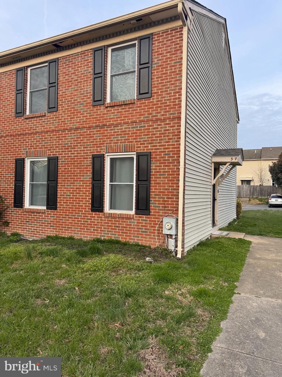 317 STONEBROOK PLACE