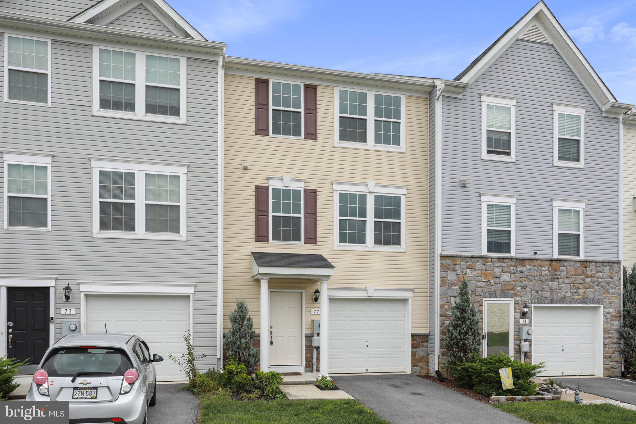 MANOR PARK - Residential