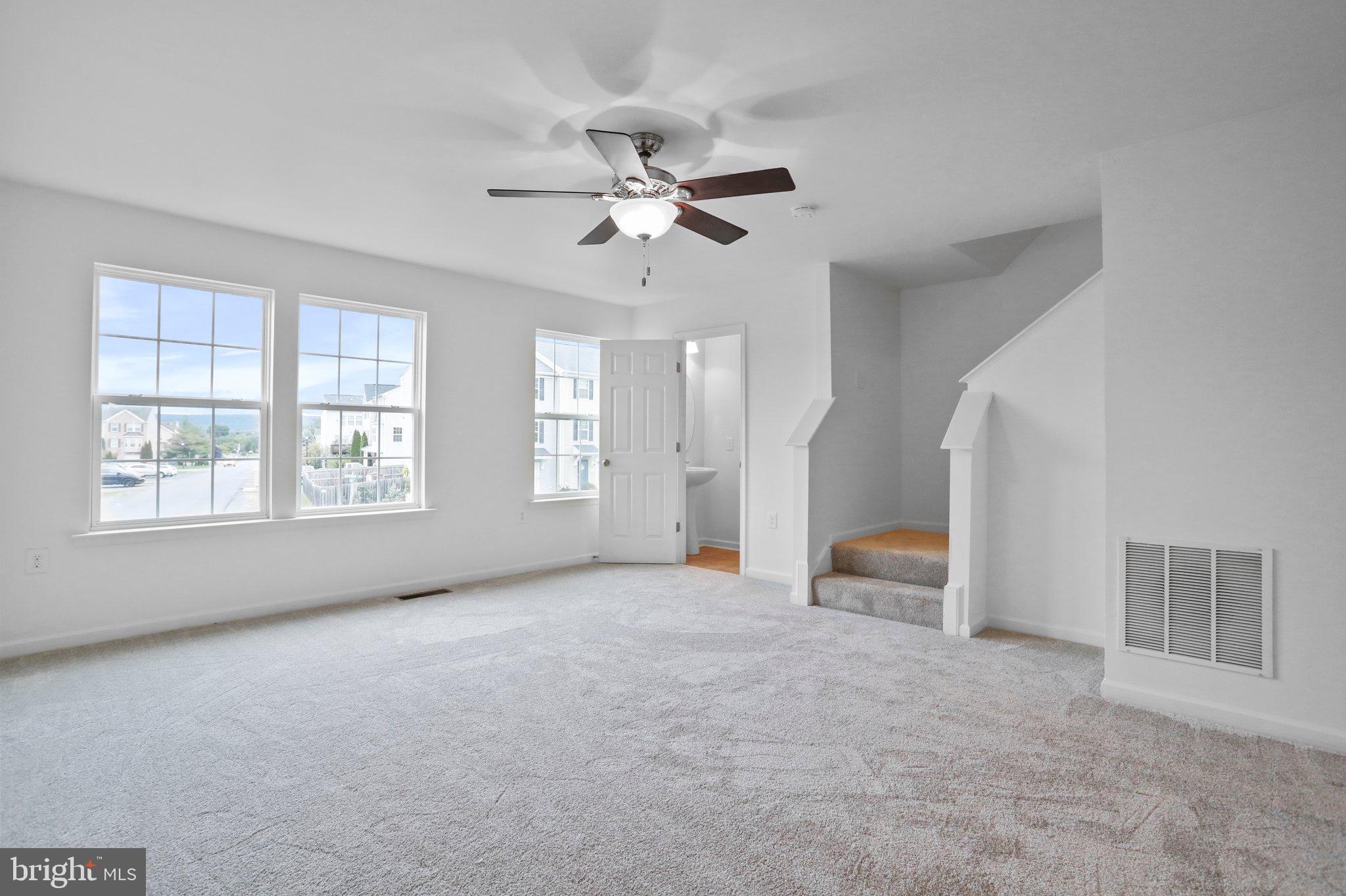 MANOR PARK - Residential