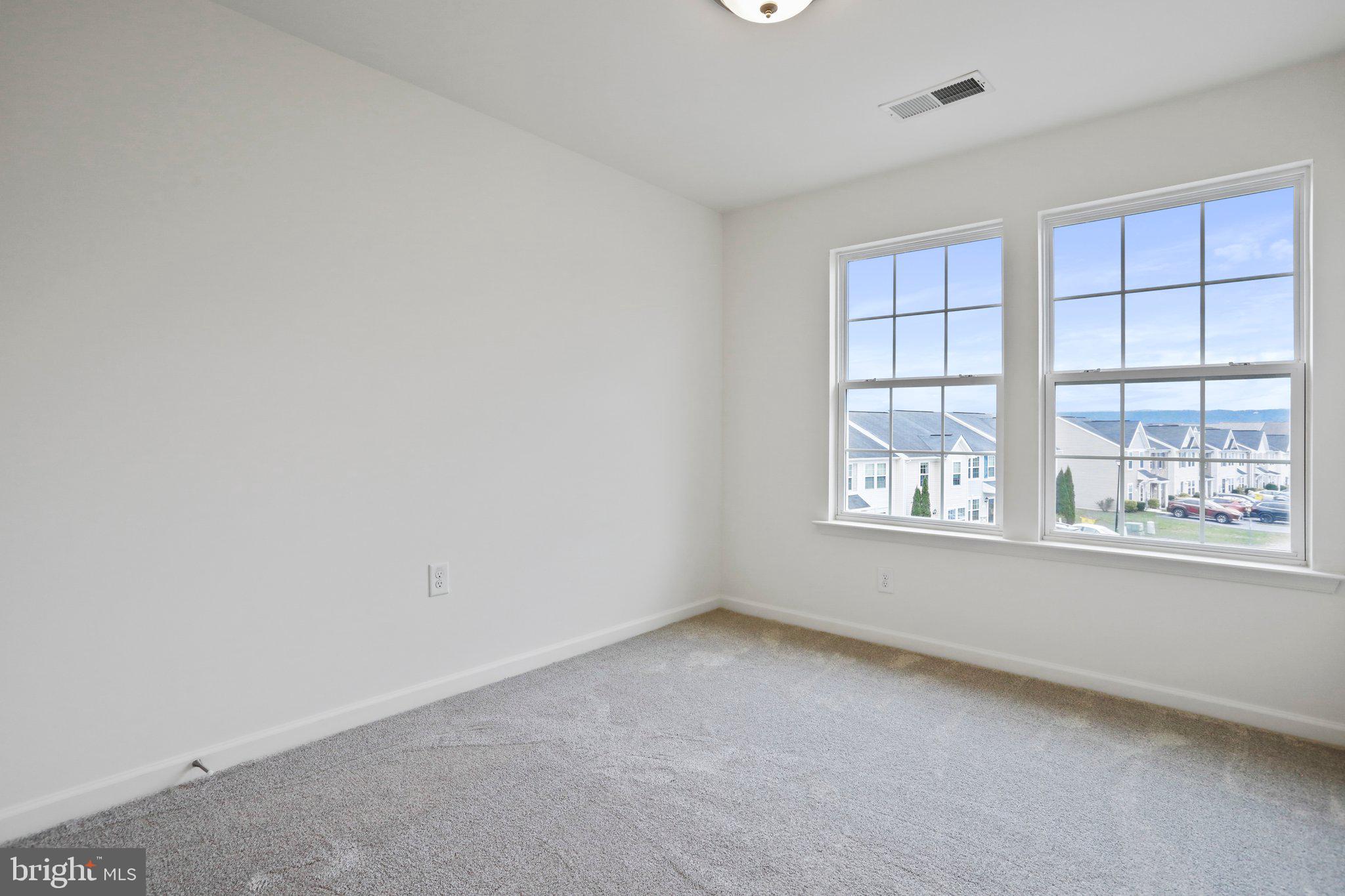 MANOR PARK - Residential