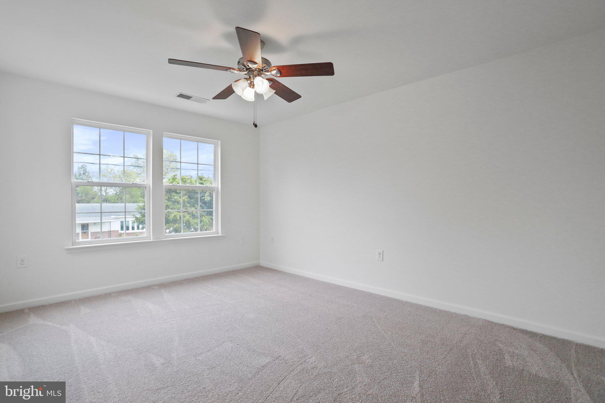 MANOR PARK - Residential