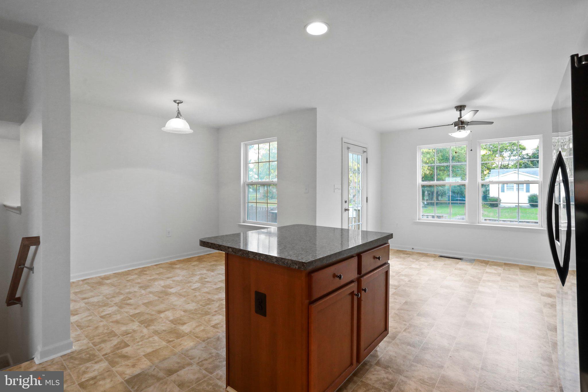 MANOR PARK - Residential