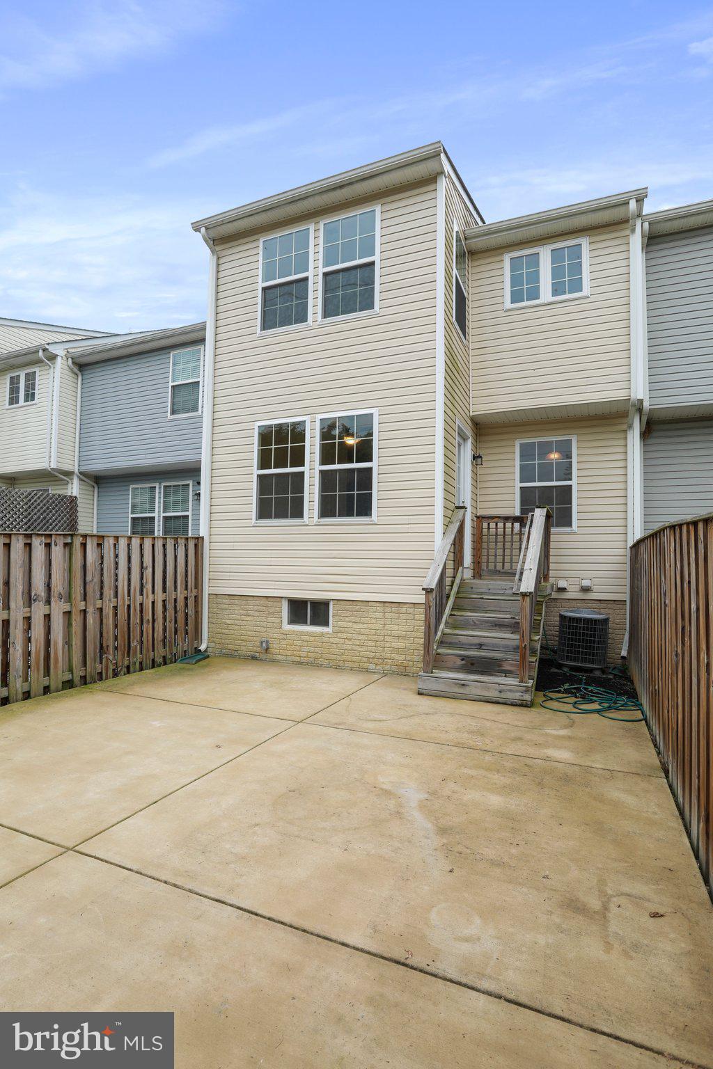 MANOR PARK - Residential