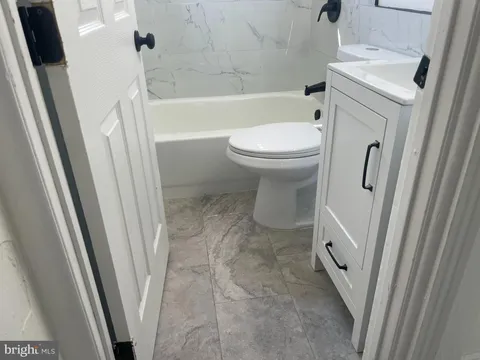 MLS: NJCD2113834