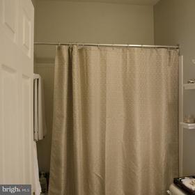 ELKRIDGE CROSSING - Residential Lease