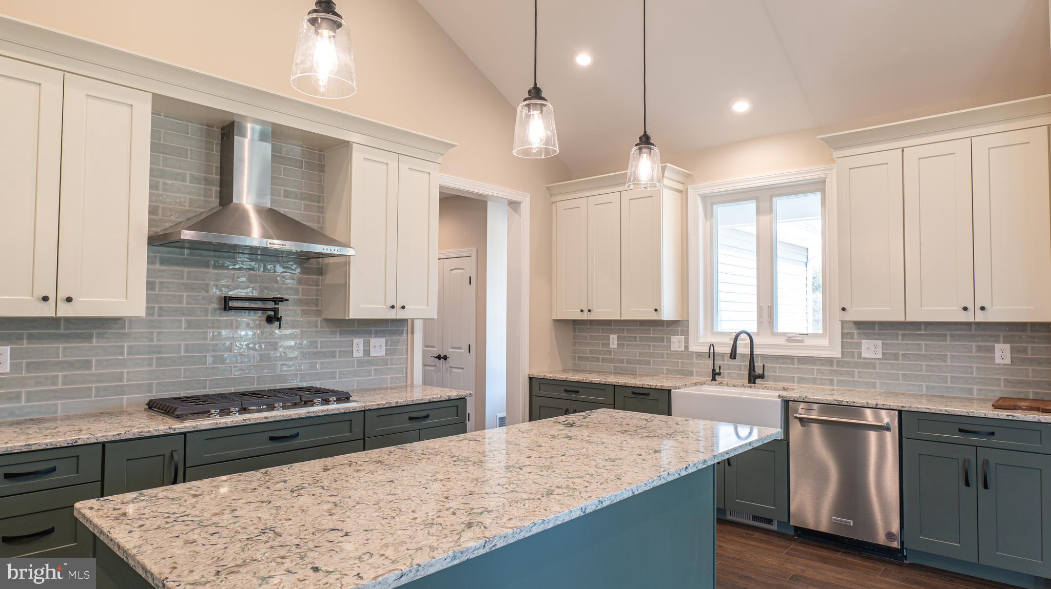 129 THICKET COURT