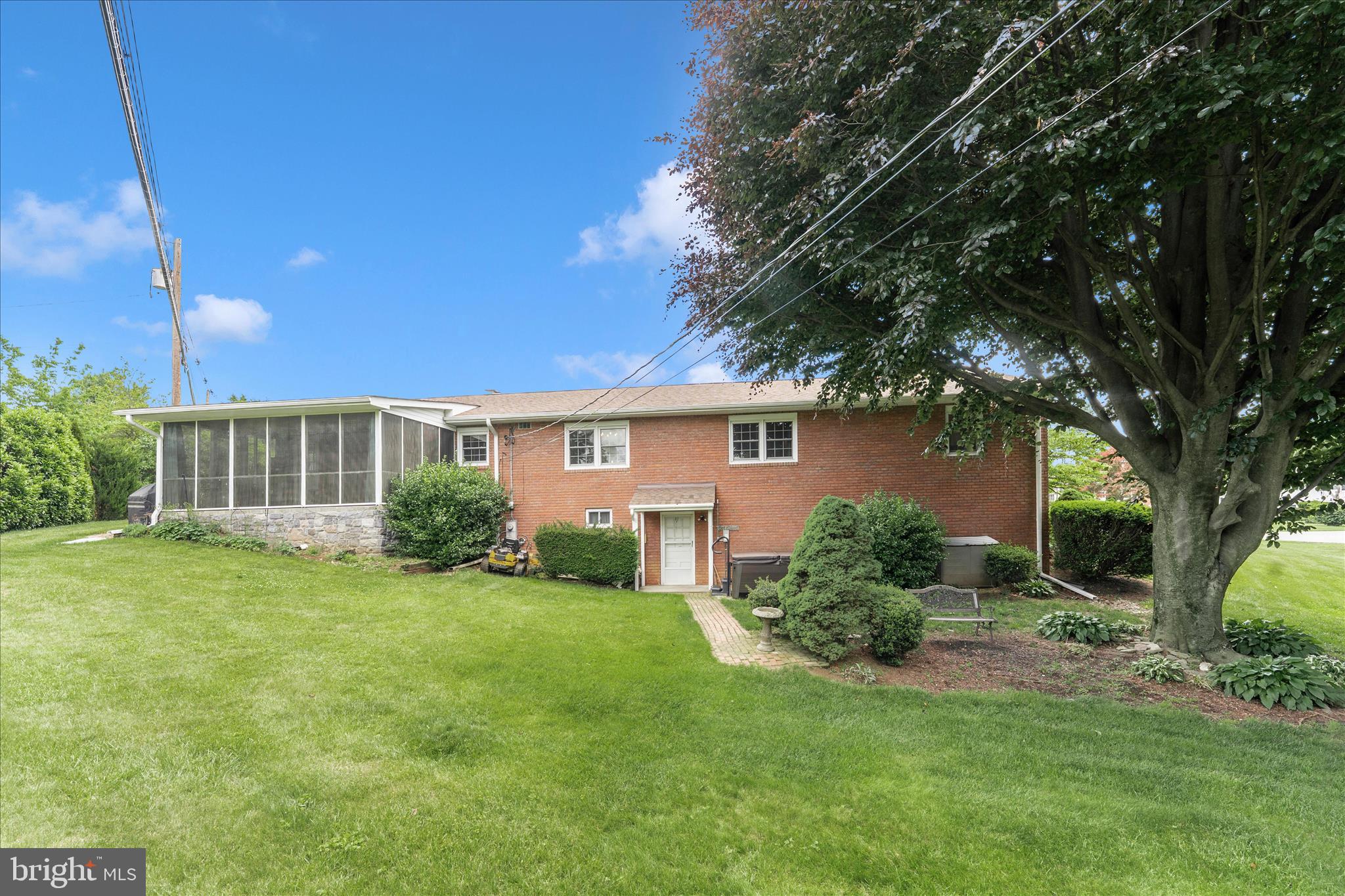 OAK RIDGE - Residential