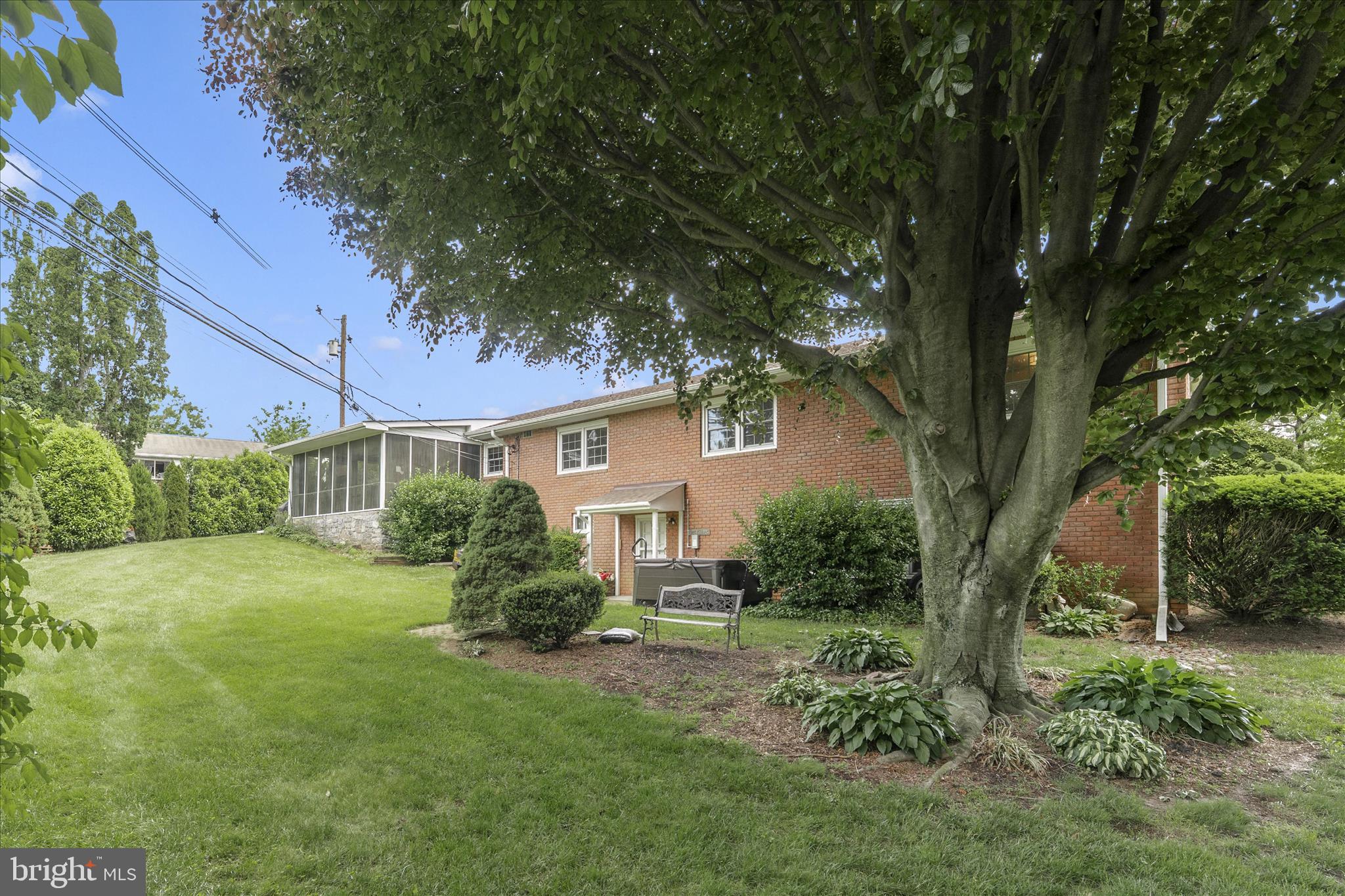 OAK RIDGE - Residential