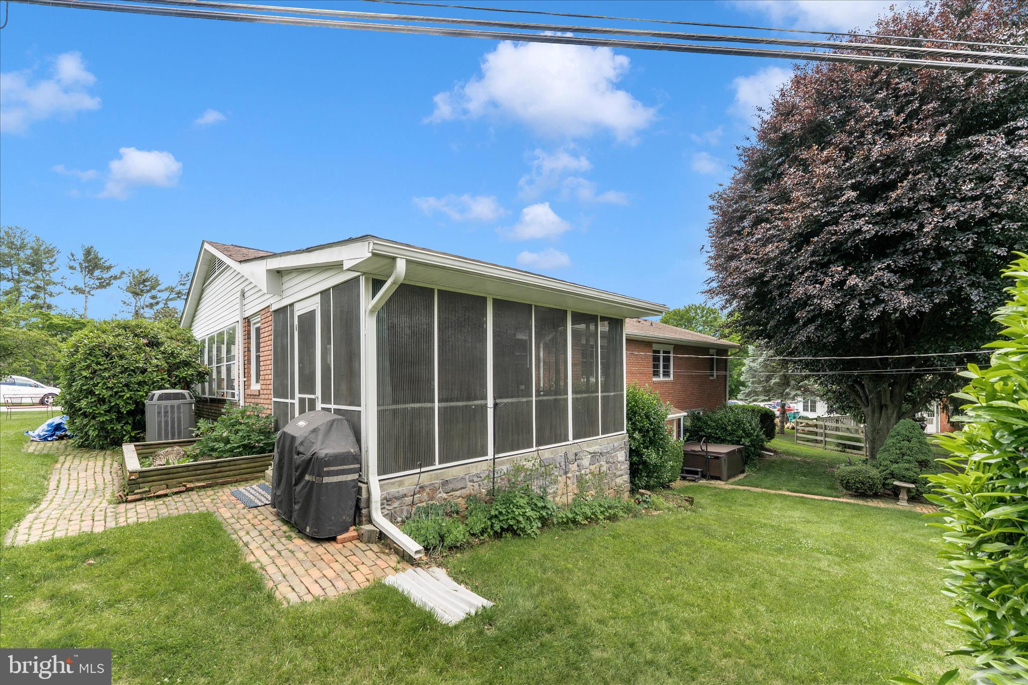 OAK RIDGE - Residential