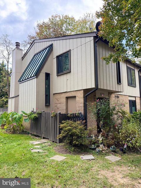 1809 IVY OAK SQUARE 61 RESTON VA 20190