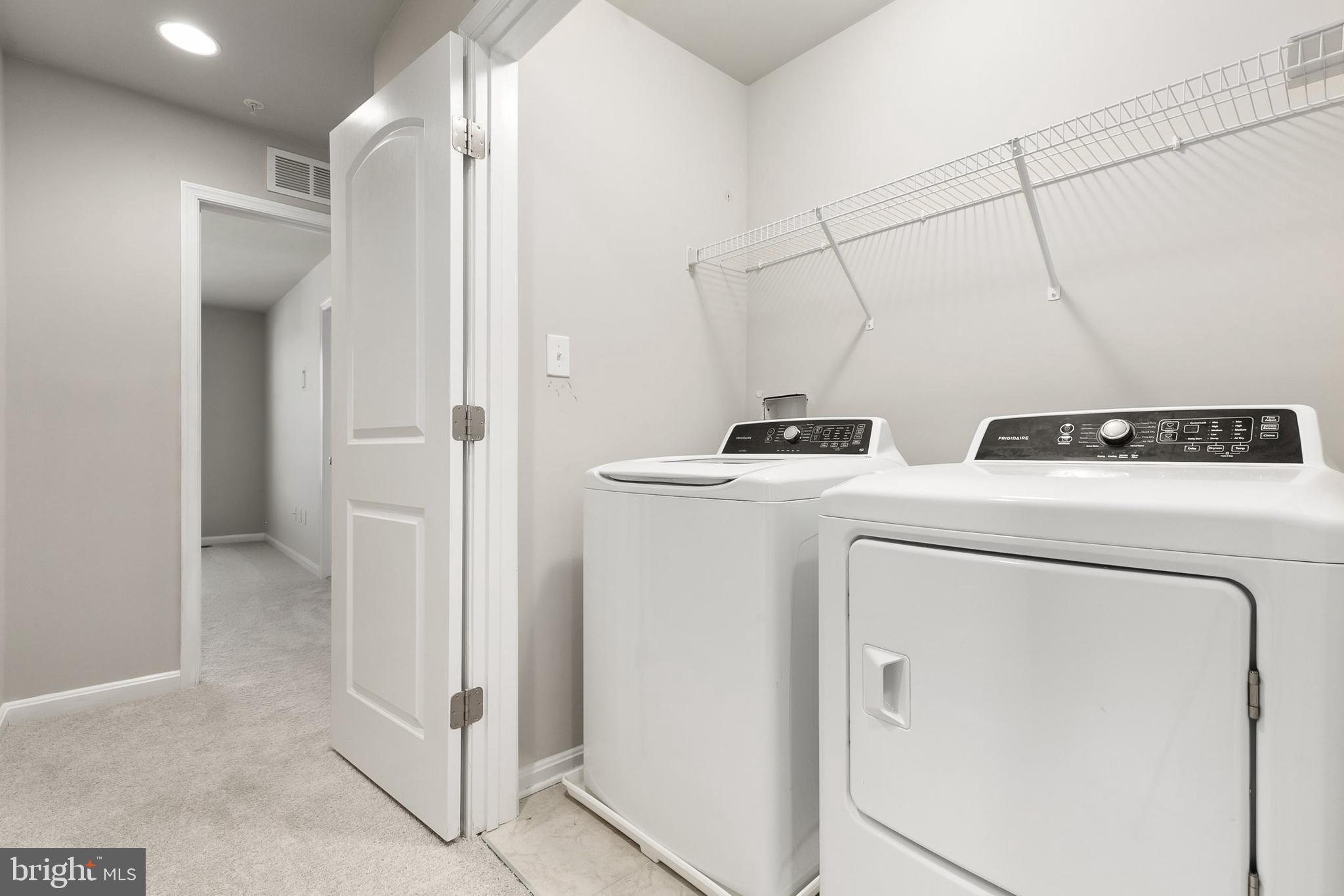 WOODMORE TOWNE CENTRE - Residential