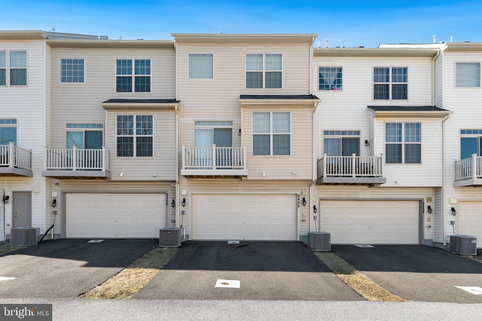 WOODMORE TOWNE CENTRE - Residential