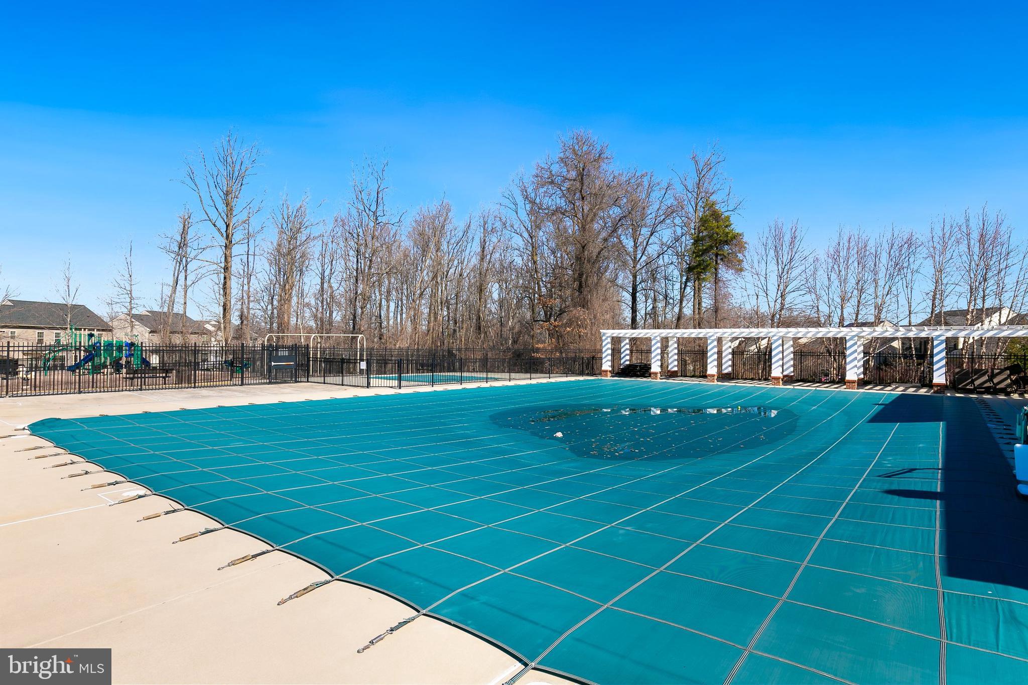 WOODMORE TOWNE CENTRE - Residential