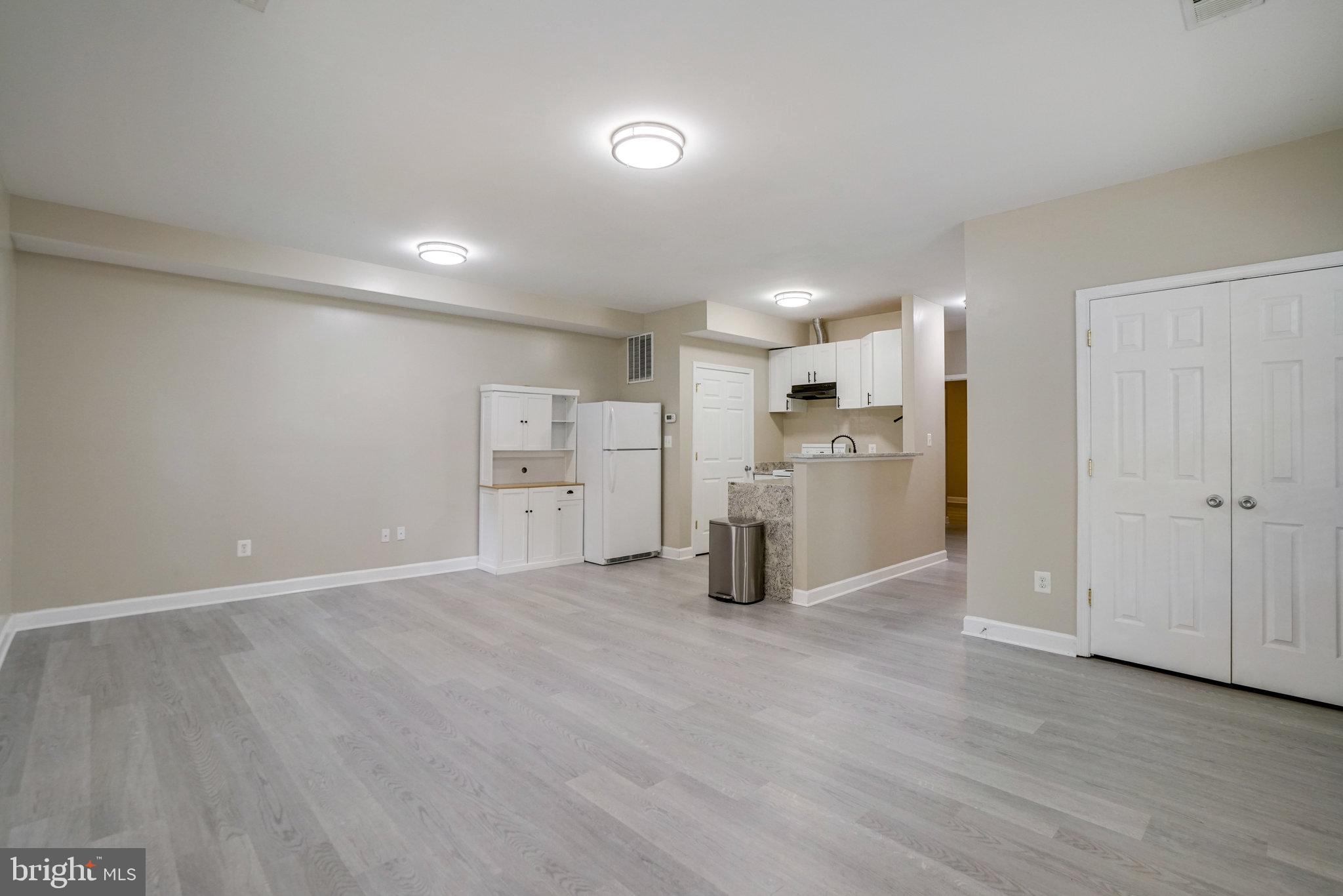 2056 S SHIRLINGTON ROAD B