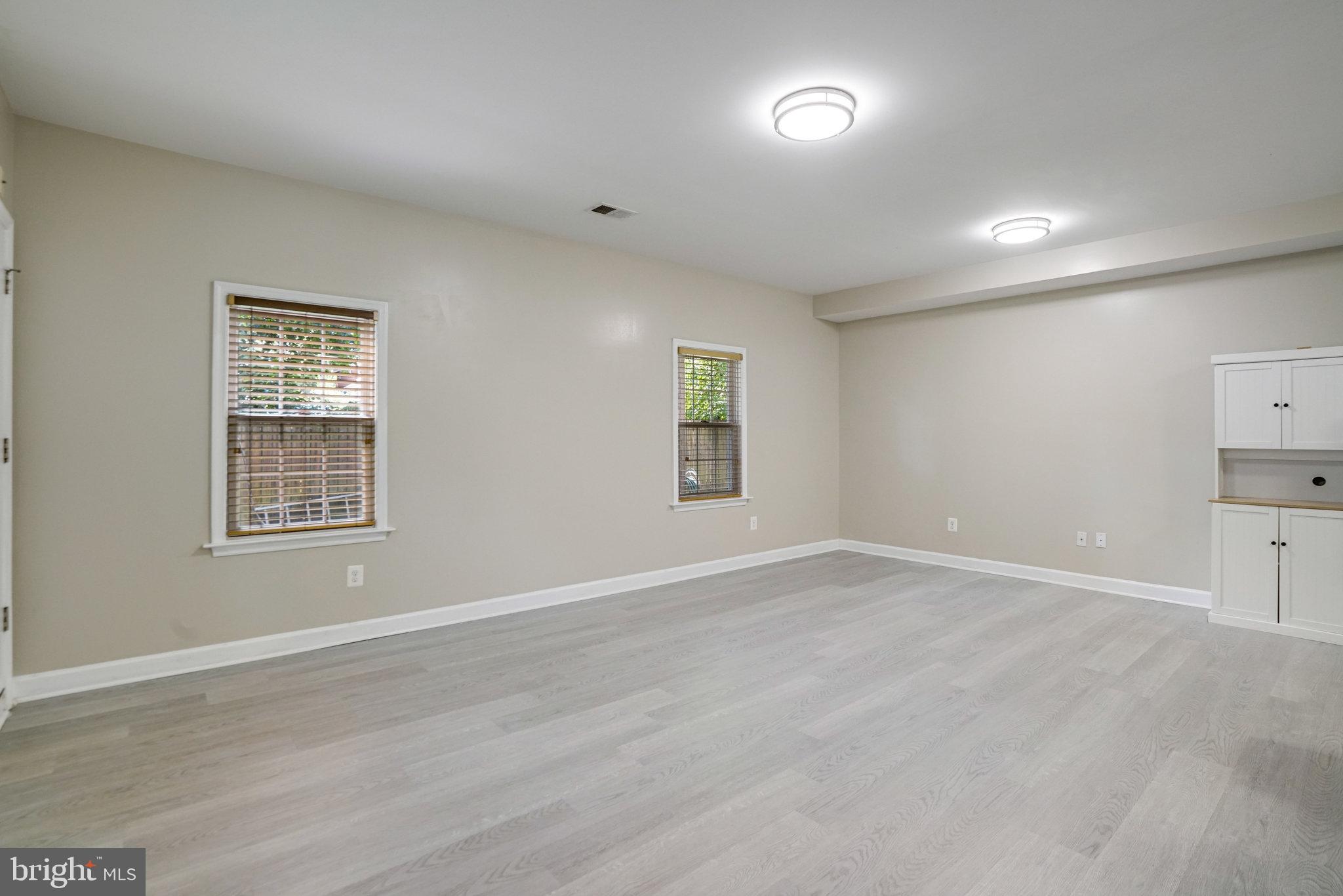 2056 S SHIRLINGTON ROAD B