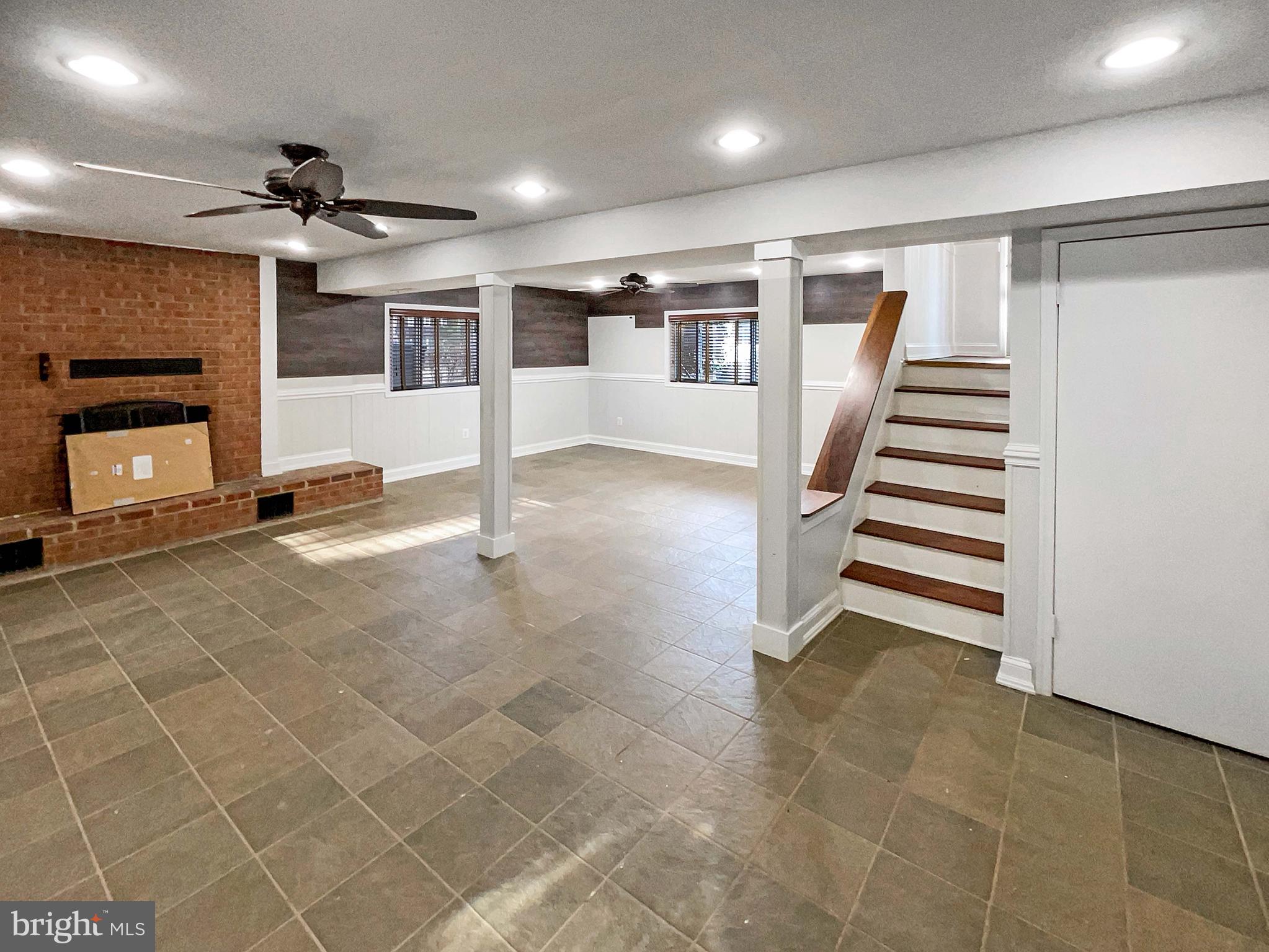 OAK RIDGE ESTATES - Residential